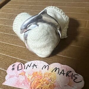 James Avery Retired Dolphin ring SZ 7! 925